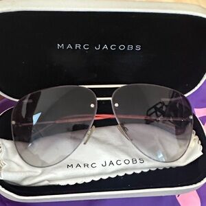Marc Jacobs Gray Aviator Sunglasses